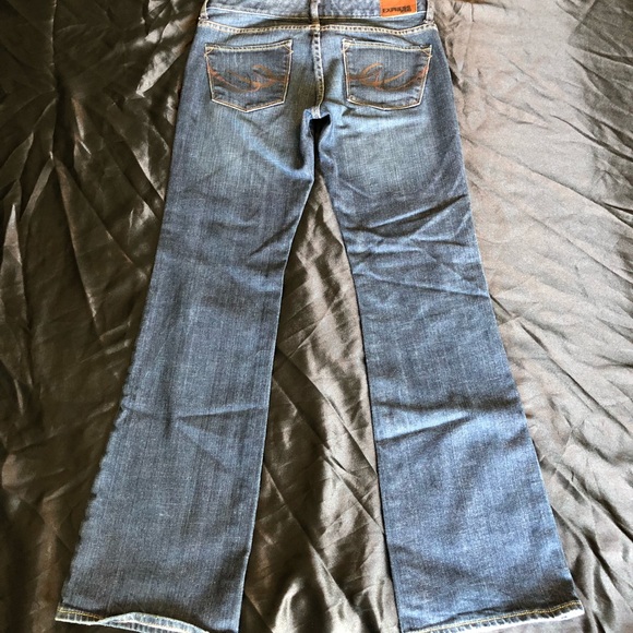 👖👖Express Stella Bootleg Size 4 GUC Jeans👖👖 - Picture 3 of 7